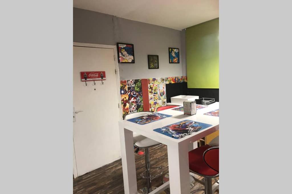 Appartement Style Pop Art Avec Garage Centre Historique 베지에 외부 사진