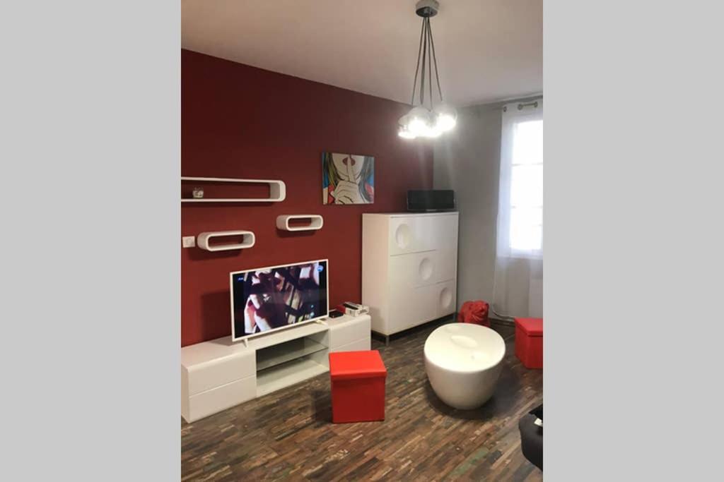 Appartement Style Pop Art Avec Garage Centre Historique 베지에 외부 사진