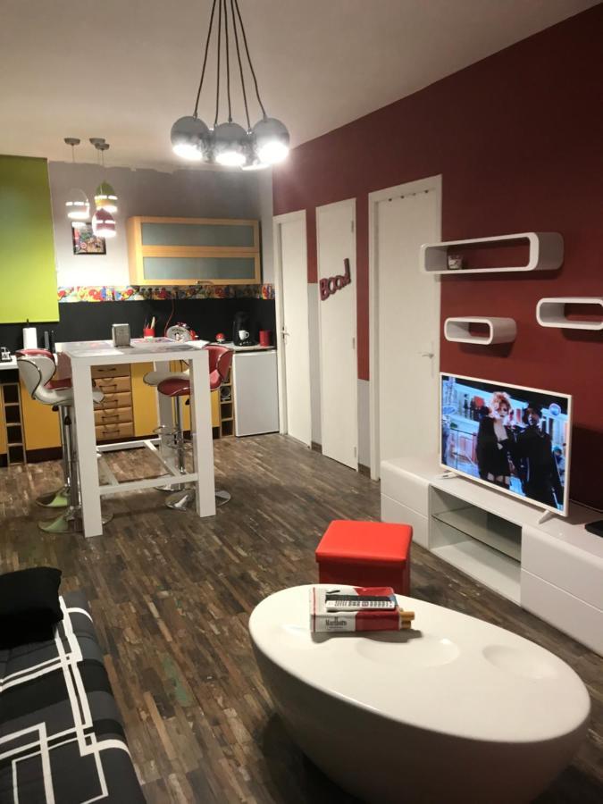 Appartement Style Pop Art Avec Garage Centre Historique 베지에 외부 사진